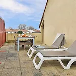 Aparthotel Pierre & Centre 3*