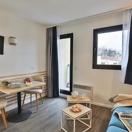 Aparthotel Pierre & Centre La Rochelle (Charente-Maritime)