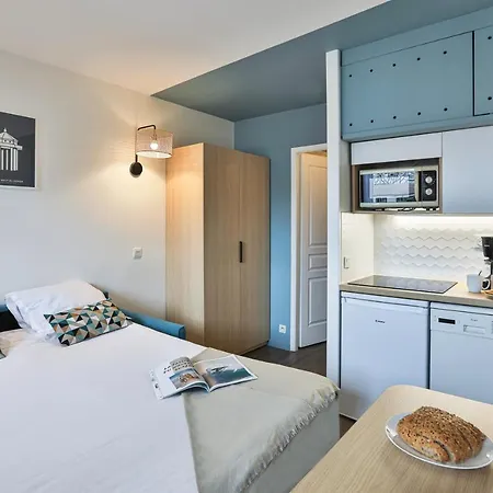 Aparthotel Pierre & Centre