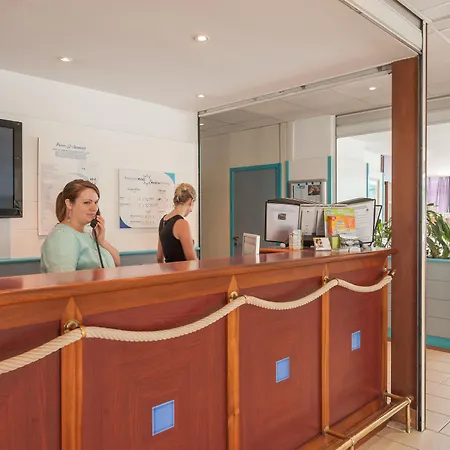 レジデンス ピエール ＆ バカンス サントル アパートホテル