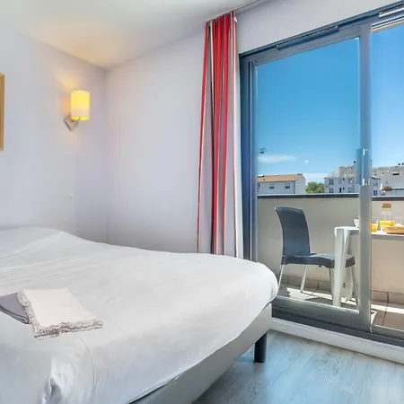 レジデンス ピエール ＆ バカンス サントル アパートホテル 3*