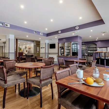 Pierre & Centre Ла-Рошель