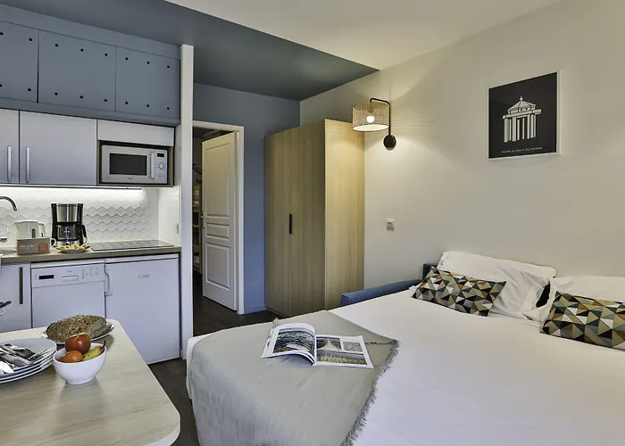 Pierre & Centre Aparthotel La Rochelle (Charente-Maritime)